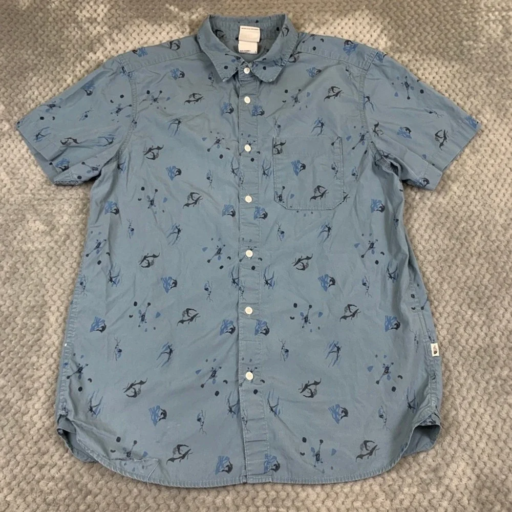 The North Face Mens Large Blue Rock Climbing Print Shirt NF0A55ND Flaw
